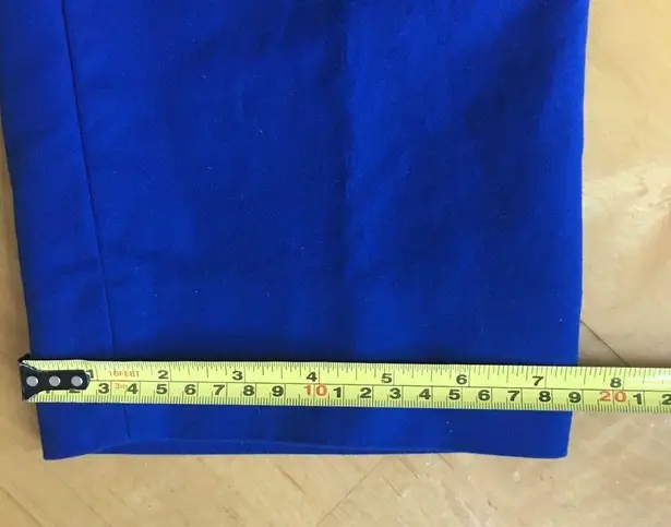 Hilary Radley Cotton, Mid Rise, Straight Leg, Capri Pants, Royal Blue, Size 12