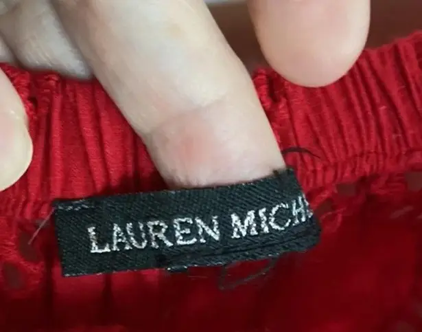 Red Heart Detail Top Size L