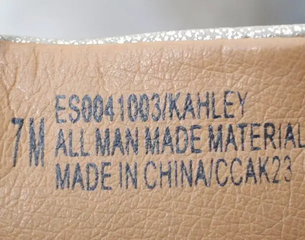 Eurosoft by Sofft Kahley Wedge Sandal Size 7M NWOB Gold