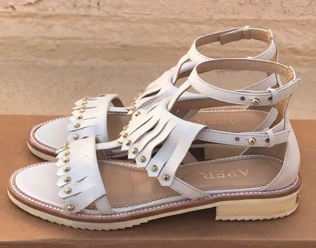 Aperlai women’s Loula white leather studded fringe sandal size IT 35 US 5
