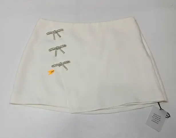 MORE TO COME Ember Mini Skirt in White Size L