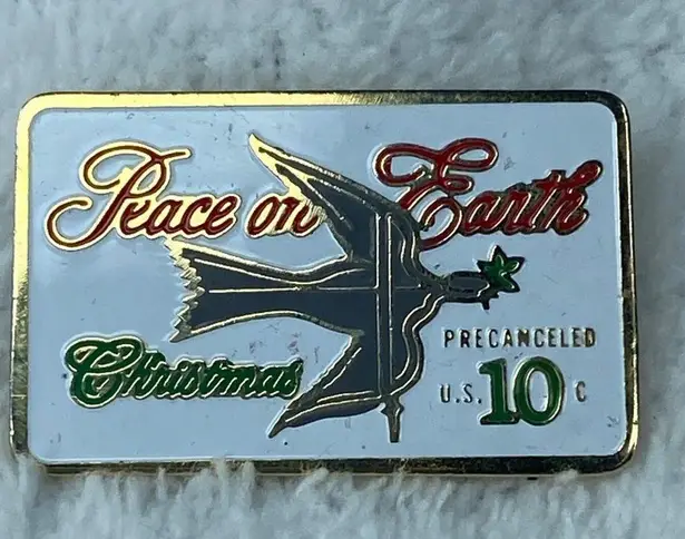 Peace On Earth Christmas 10 cent Postage Stamp Tie Tack Pin Brooch The March Co.