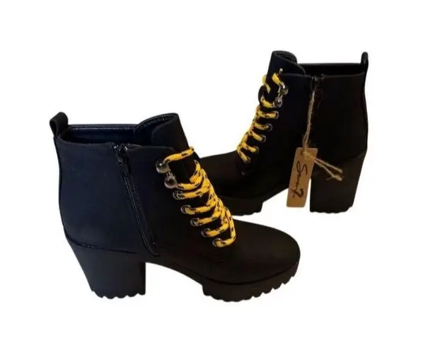 Seven7 Women's Black Chunky Lug Heel Lace-Up Ankle Platform Boots Size 10