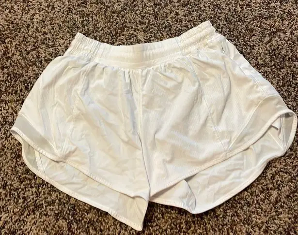 Lululemon Hotty Hot Shorts 4” white