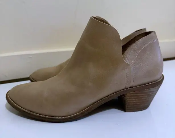 Kelsi Dagger Brooklyn Leather Booties size 9.5