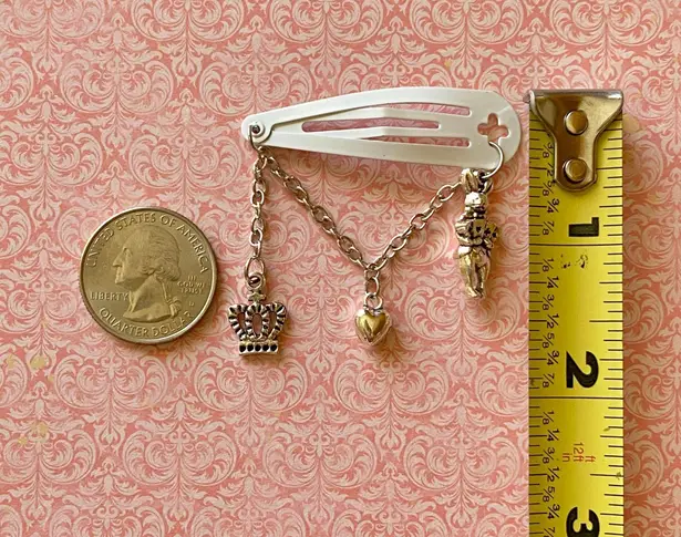 Handmade retro vintage antique Alice in wonderland style chain dangle hair clip🌹🐇🖤🤍