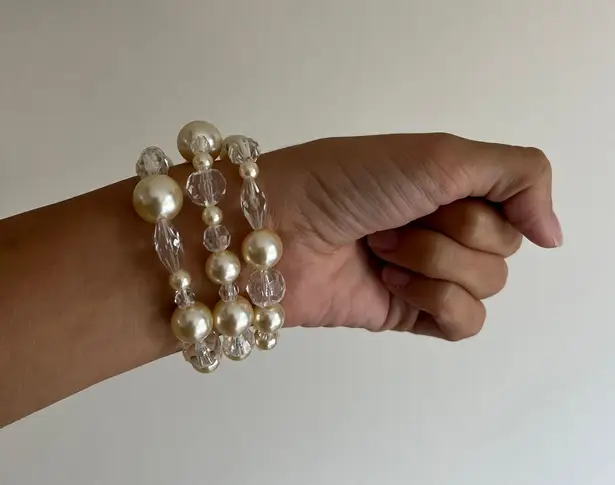 3 Stretch Bracelets White