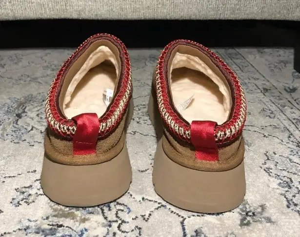 UGG Tazz Platform Slippers Chestnut