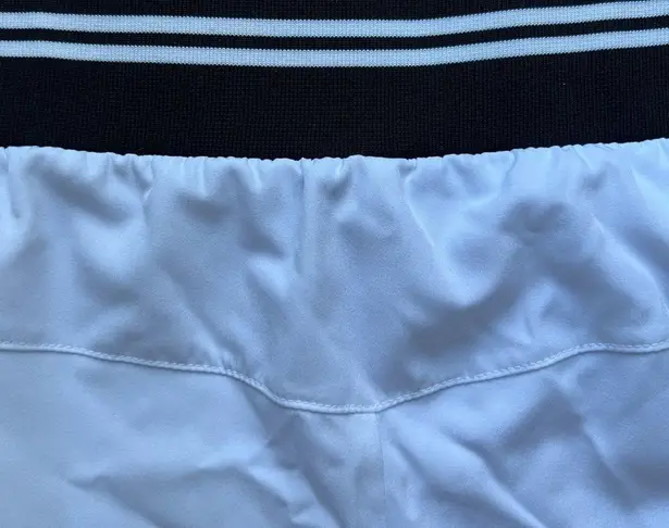 Tee Time womens white golf skort. Size: L. Authentic golf wear. Black Size L