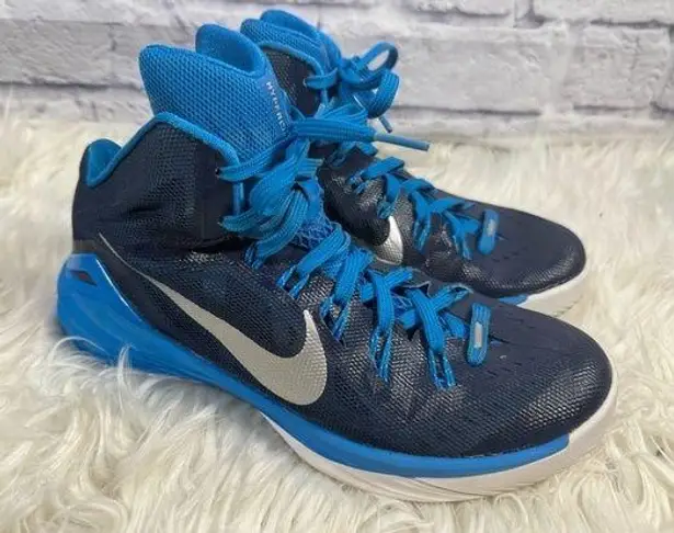 Nike 2014 Women's  hyperdunk blue basketball athletic shoes size 8