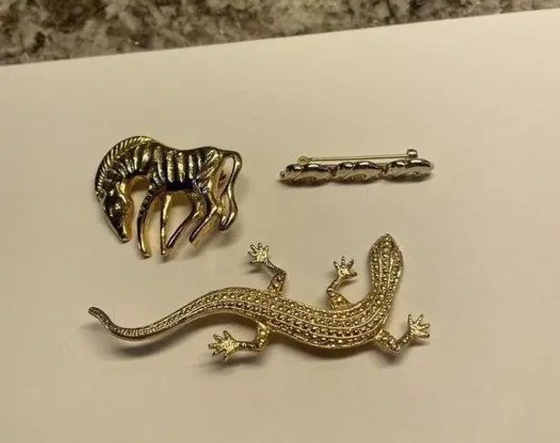 Lot Of 3 Gold Tone Safari Animals Brooch / Pin