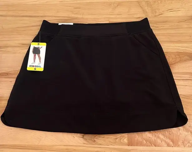 32 Degrees Heat 32 Degrees Cool Ladies Black Skort - NWT