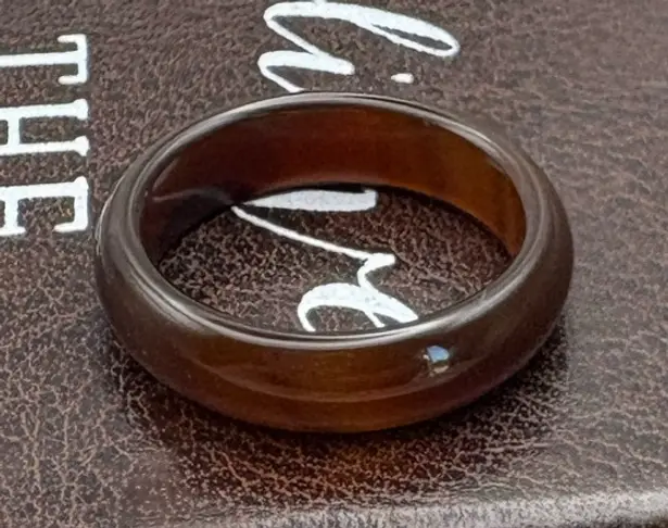 Vintage Brown Agate Carved Ring Band • Size 7 • Earthy Boho Gemstone