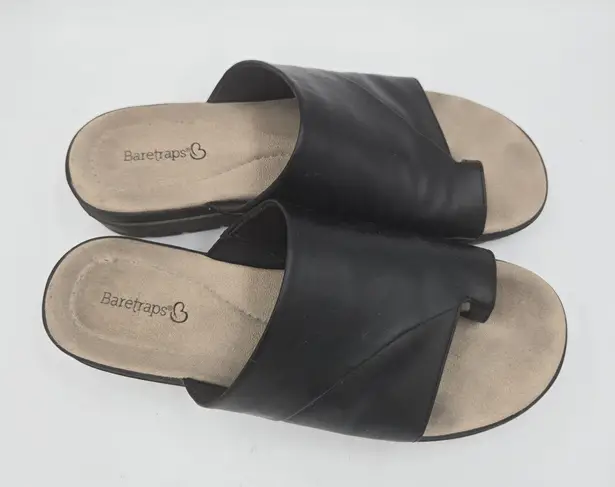Baretraps Ravin Thong Sandals Womens Size 7.5 M Black Slide Faux Leather Robbie