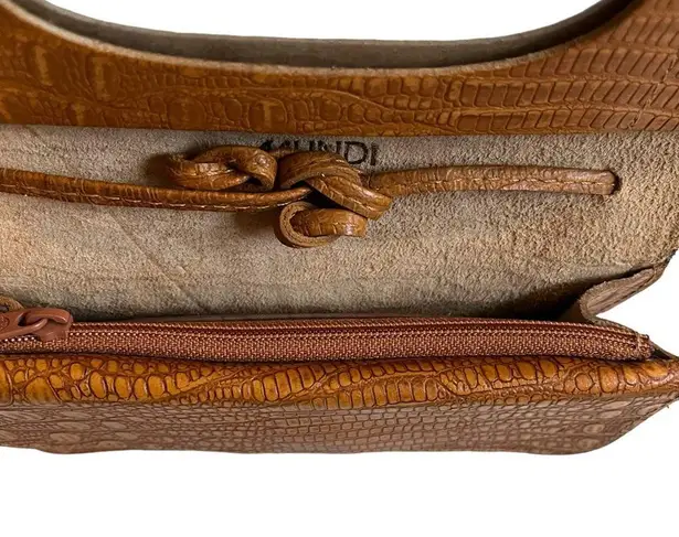 Mundi Small Leather Crossbody