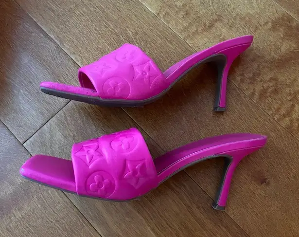 Rouge Helium Hot Pink Kitten Heels