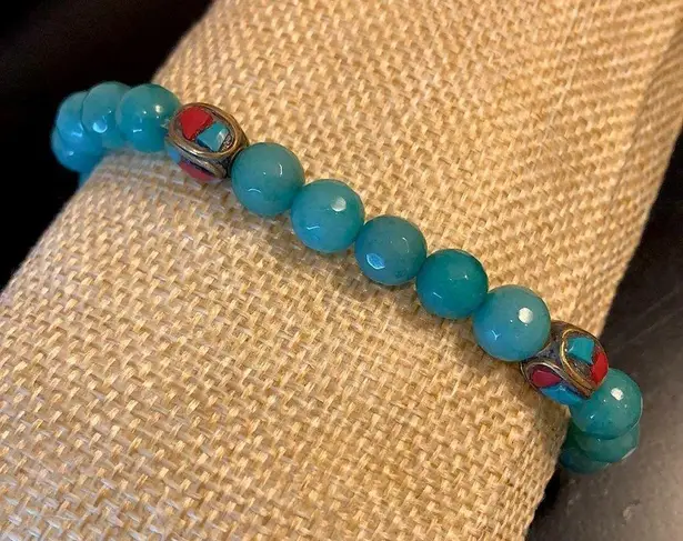 Faceted Jade Bead Bracelet w Bronze Accent Beads w Coral & Turquoise Inlay