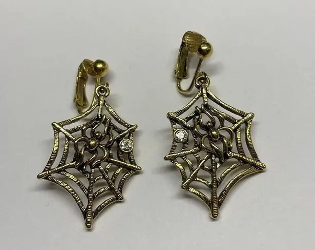 Gold Tone Rhinestone Spider Web Dangle Drop Clip On Earrings Halloween