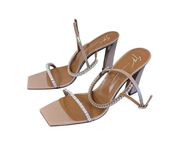Giuseppe Zanotti NIB Valentiine 90 Crystal Heeled Sandals in Taupe Size 40