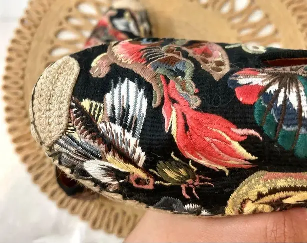 Valentino Garavani Butterfly-Embroidered Fabric Espadrilles in Black/Multi EU 36