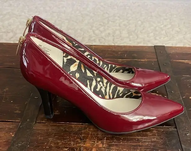 Anne Klein  Red Patent Leather High Heels 3.5" with Zipper Size 9