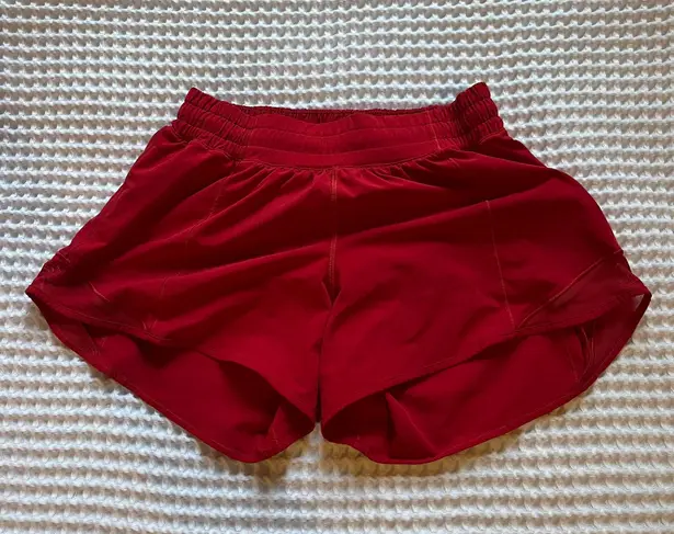 Lululemon Hotty Hot Shorts 4”