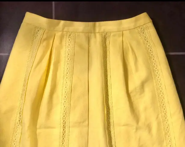 J.Crew NWOT canary yellow  mini skirt. Sz 00.