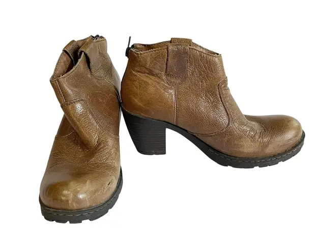 Born concept BOC Born Concepts Brown Leather Heeled Ankle Booties Women's Size 7 M Fall Vibes