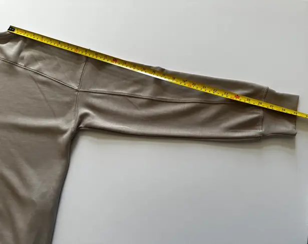 Sage Ladies' Crew Neck Scuba Cozy Top with Side Pockets, Tan Large New with Tag