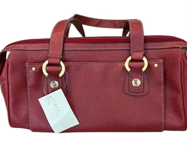 NWT First Issue red pebbled faux leather bag 1 inside & outside pocket zip close