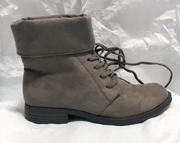 American Eagle AEO Lace Up High Top Boots