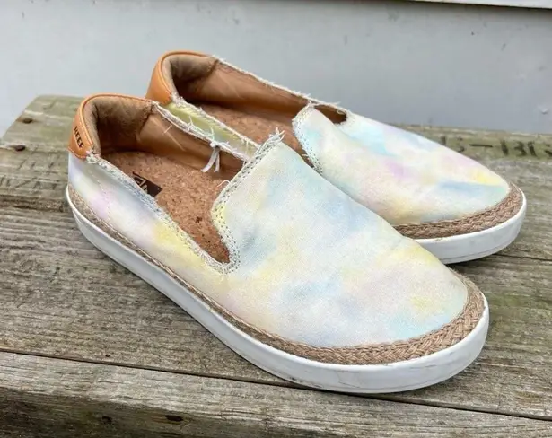 REEF  Cushion Sunrise Pastel Tie Dye Slip On Espadrille Sneakers