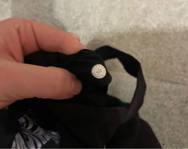 Lululemon  sweat times sport bra size 10