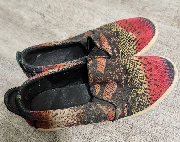 Nine West  Snake Patterned Slip On Sneakers Size 6