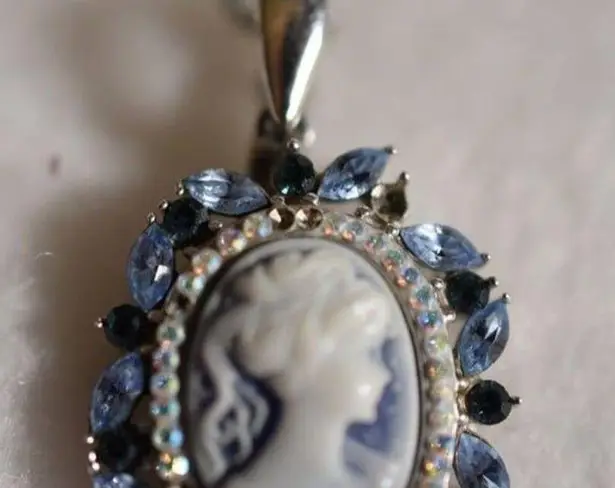 Ralph Lauren  .925 Stamped Faux Blue Topez/Sapphire Cameo Pendant Necklace