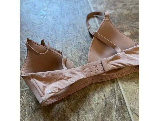 SKIMS Wireless Lightly Lined Bra Ochre 32B