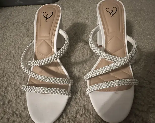 Windsor High Heels - Image 1