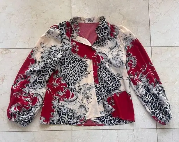 Stylish Red and Cream Patterned Blouse Sz Small