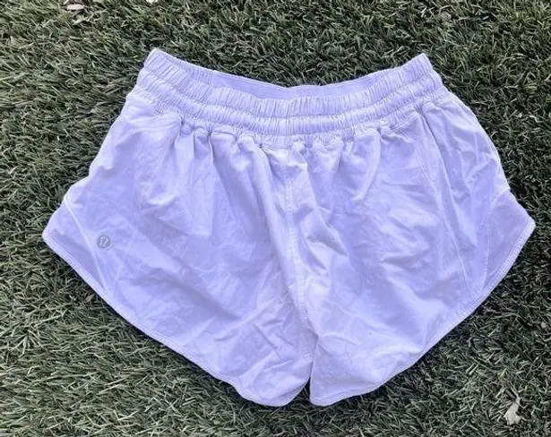 Lululemon  Hotty Hot Shorts 2.5"