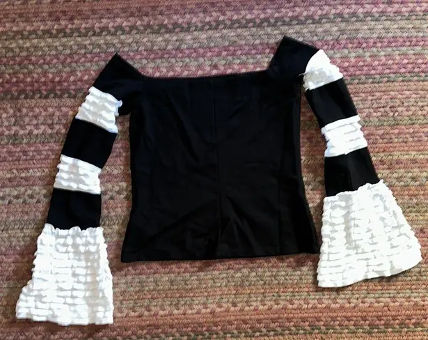 Alexis BLACK RUFFLE BELL SLEEVE BLOUSE