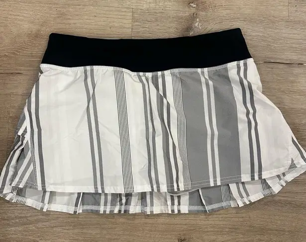 Lululemon  Run: Pace Setter Skirt Groovy Stripe Nimbus / Black Size 6 rare