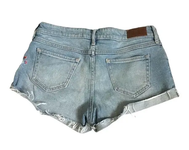 Hollister  Embroidered Low Rise Short Size 1 (W25) “Excellent”