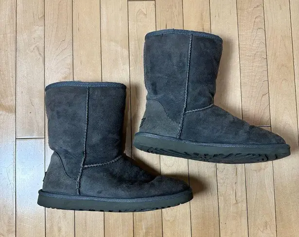 UGG Classic Medium Tall Boot Grey Shearling Size 8
