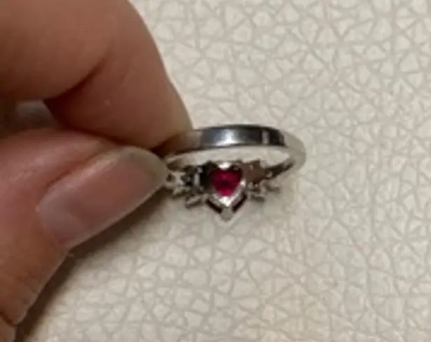 None Silver Band Heart Shaped Red Stone With White Stones Engagement Ring Size 7