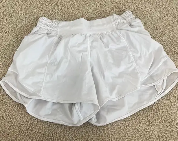 Lululemon Hotty Hot Shorts 4”