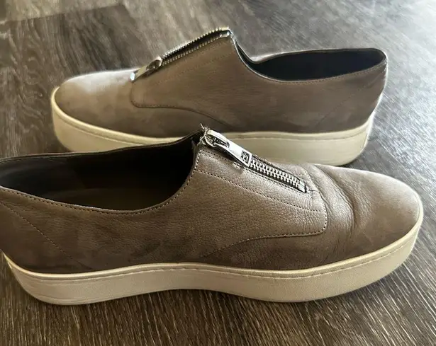 Vince  suede zip shoes