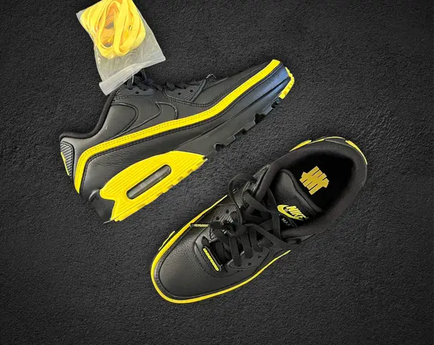 Nike New  Undefeated Air Max 90 Black Optic Yellow