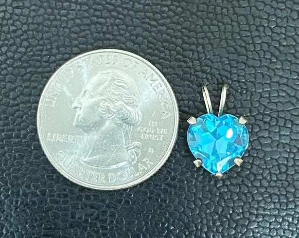 Sterling Silver Vintage 925 Blue Topaz CZ Cubic Zirconia Heart Pendant 1.3g