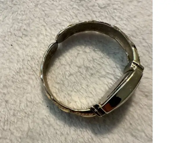 Studio Time STD951T Ladies Quartz Cuff Bracelet Watch Silver & Gold