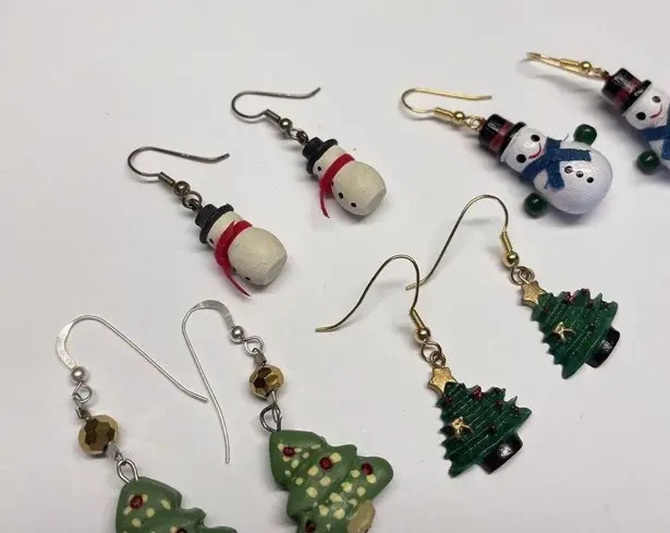 Lot Of 4 Earrings Pierced Christmas Holiday Dangle / Christmas Trees / Snowmen